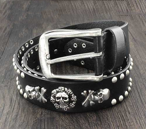 Cinturón de Cuero Genuino con Remaches y Calavera Personalizada