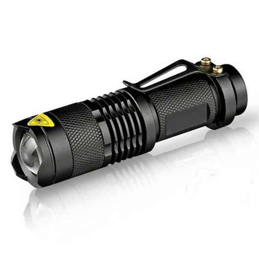 Linterna LED Potente con Zoom - Mini Linterna Táctica para Exterior - Image 7