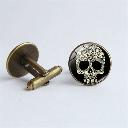 Gemelos Calavera Plateados en Aleación de Metal - Elegancia Atrevida para Hombre - Image 10