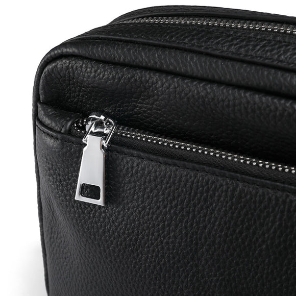 Bolsa Cruzada de Cuero para Hombre con Diseño Asimétrico