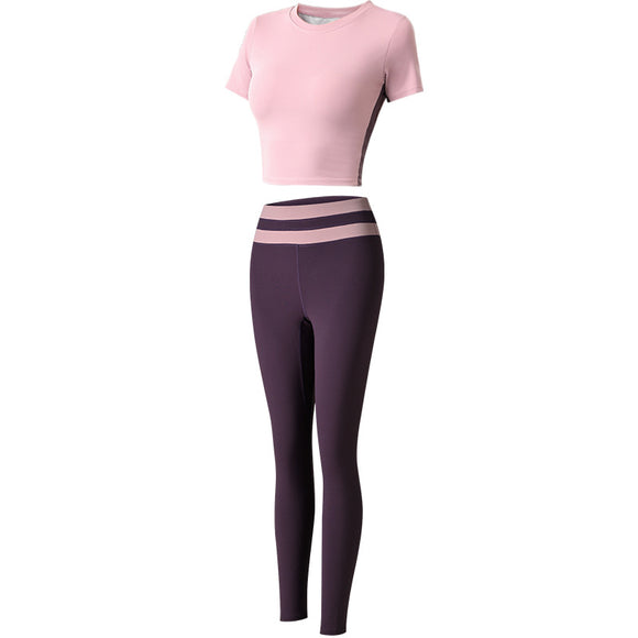 Conjunto Fitness Feminino com Top Integrado - Camiseta Curta Ajustada