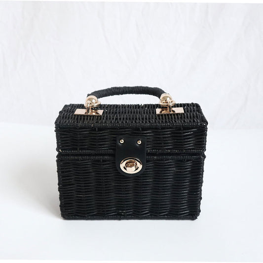 Bolsa Tejida Artesanal con Cadena para Niñas