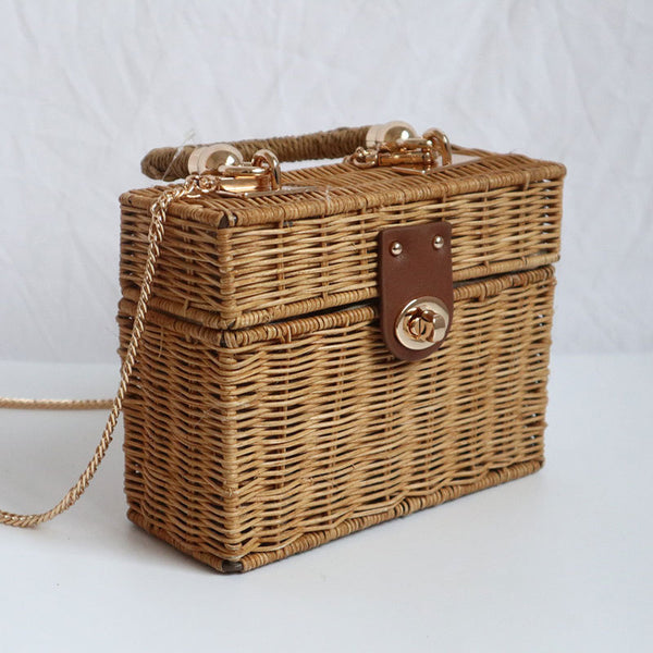 Bolsa Tejida Artesanal con Cadena para Niñas