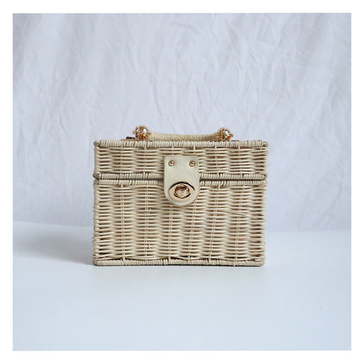Bolsa Tejida Artesanal con Cadena para Niñas - Image 3