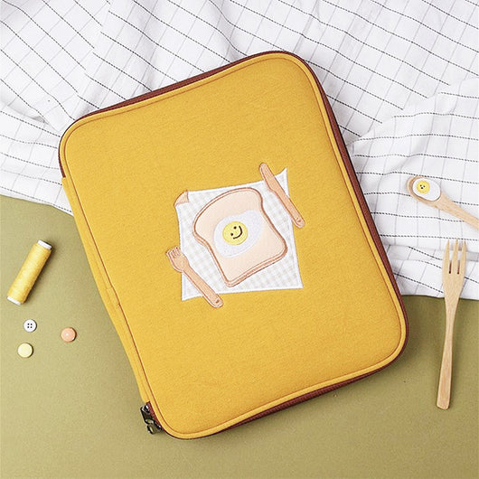 Funda Protectora para Tablet y Laptop 11" y 13" con Diseño Bordado Toast - Image 4