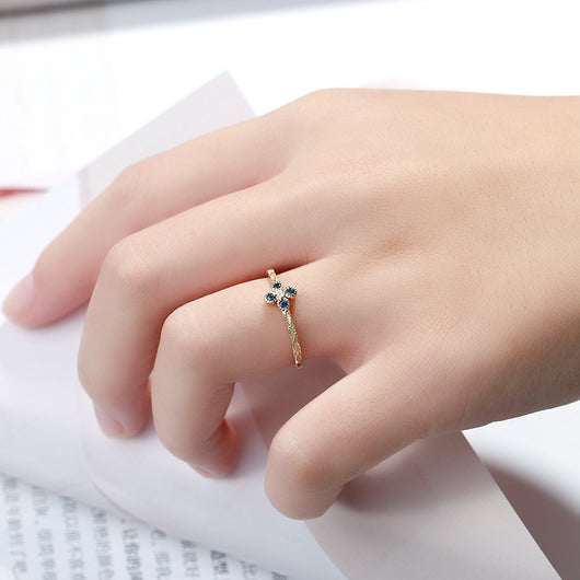 Anillo de Trébol de Cuatro Hojas Zafiro Ran - Image 4