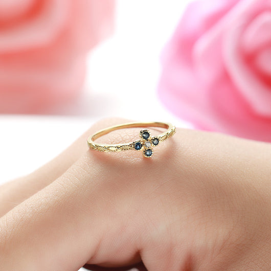 Anillo de Trébol de Cuatro Hojas Zafiro Ran - Image 5