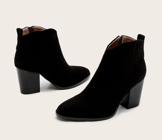 Botines de Gamuza con Tacón Grueso - Estilo Europeo Moderno para Mujer