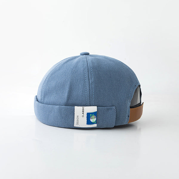 Gorra Minimalista para Mujer con Etiqueta Discreta - Image 6