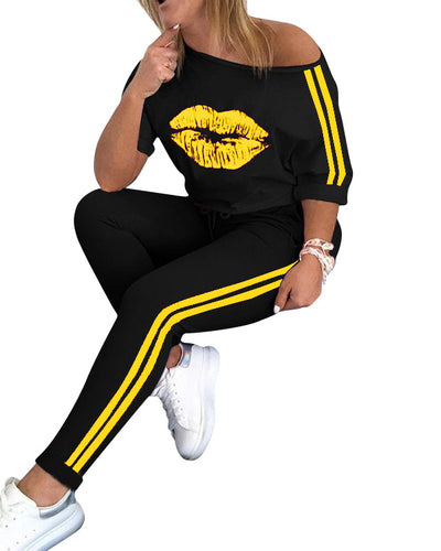 Conjunto Deportivo Estampado de Labios - Playera y Shorts - Image 7