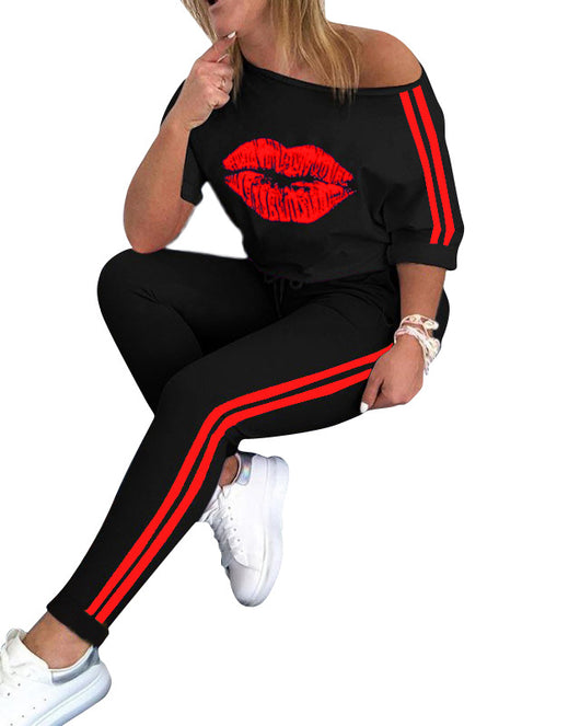 Conjunto Deportivo Estampado de Labios - Playera y Shorts - Image 4