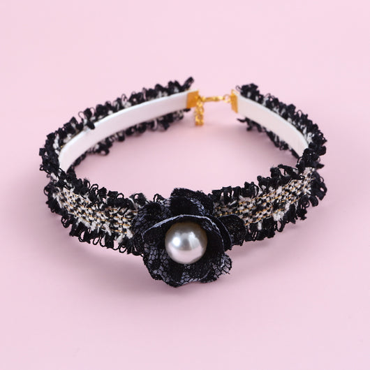 Collar Ajustable Tejido a Mano para Gatos con Flor de Perla y Campana Aromática - Image 10