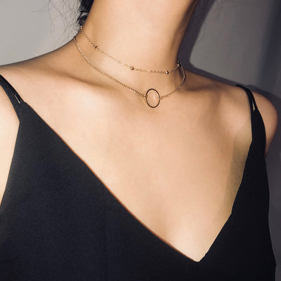Collar Choker Dorado de Dos Capas - Joyería Moderna para Mujeres - Image 3
