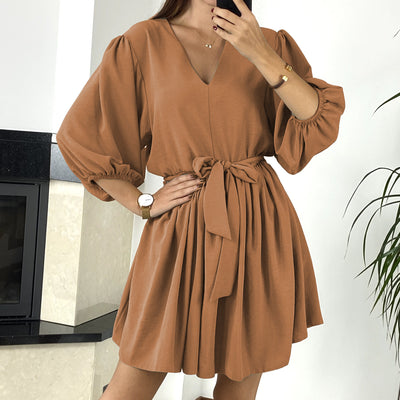 Vestido Elegante de Encaje con Escote en V - Tela Fresca Ice Silk - Image 10