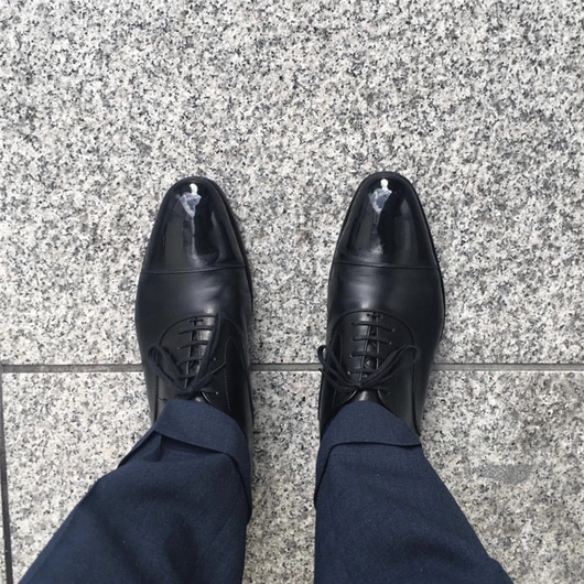 Zapatos de Cuero Británicos para Hombre con Cordones y Corte Bajo - Image 4