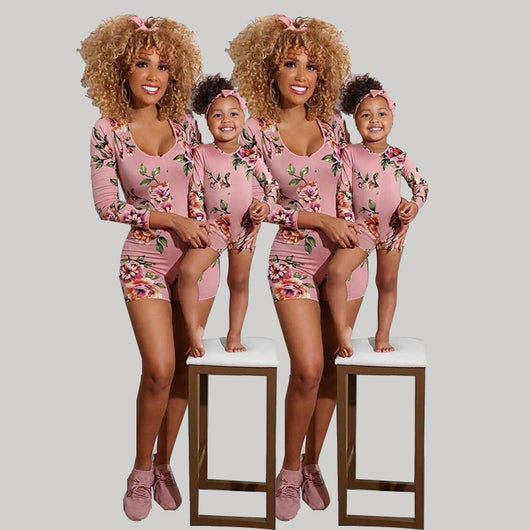 Mother and child in matching pink floral long-sleeve rompers with shorts, perfect for summer. - Image 7