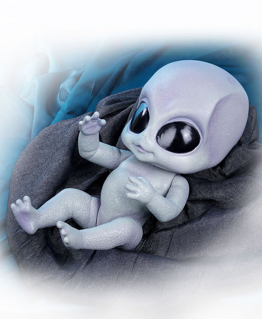 Muñeco Alienígena Realista - Image 2