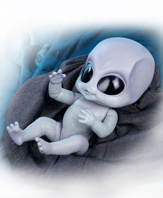 Muñeco Alienígena Realista - Image 2