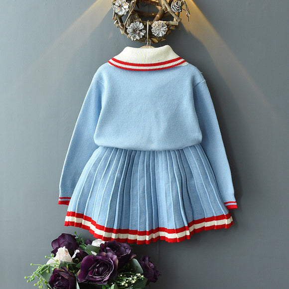 Conjunto Universitario: Suéter Tejido Manga Larga + Falda Corta