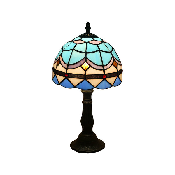 Lámpara de Mesa Vintage con Vidrio Ámbar y Base de Resina - Image 11