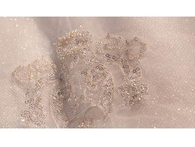 Vestido de Novia Asimétrico Elegante con Cola Larga - Diseño Encantador de Ensueño - Image 10