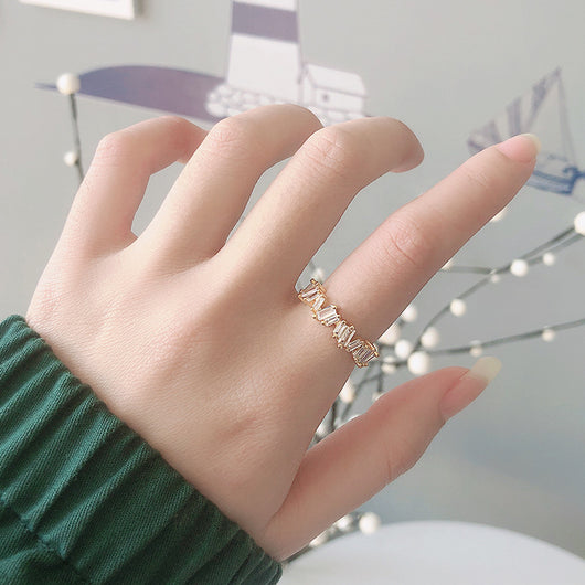 Anillo de Zirconia Translúcido Bosque Encantado - Diseño Irregular Clásico para Mujer - Image 6
