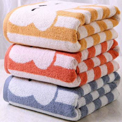 Toalla de Baño Infantil Suave y Absorbente Multicolor con Diseños Animados - Image 3