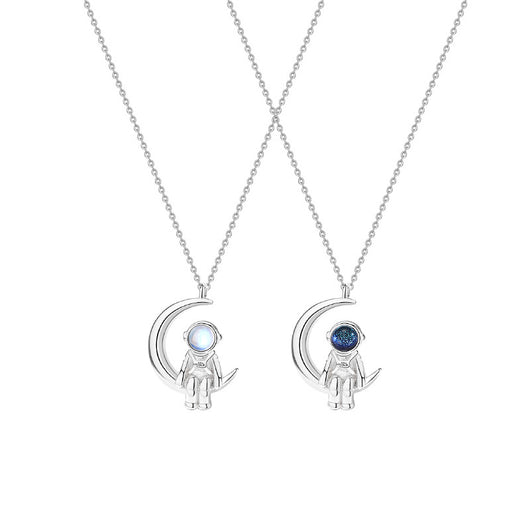 Collar Astronauta Plata para Mujer - Cadena de Clavícula Diseño Exclusivo - Image 3