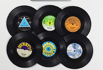 Posavasos Retro de Vinilo Estilo Rockabilly con Soporte Organizador - Image 12