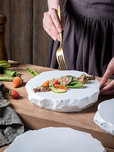 Plato de Cerámica Gourmet con Diseño Geométrico Dorado - Vajilla Premium para Presentación - Image 7
