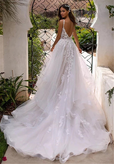 Vestido de Novia Slim Escote Profundo con Tirantes Ajustables - Image 3