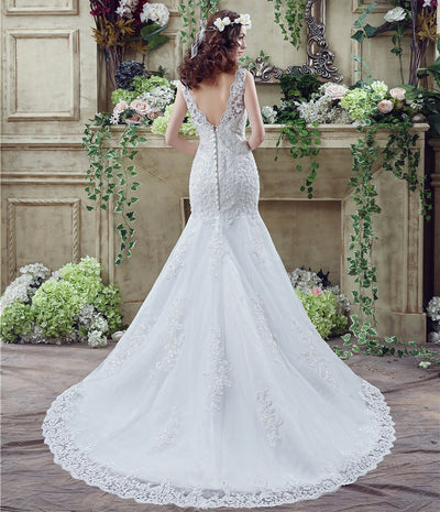 Vestido de Novia Sirena con Encaje Sensual y Cola Larga - Image 5