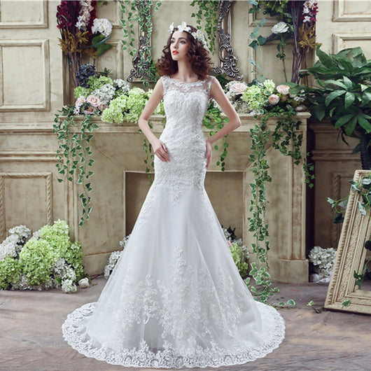 Vestido de Novia Sirena con Encaje Sensual y Cola Larga - Image 3