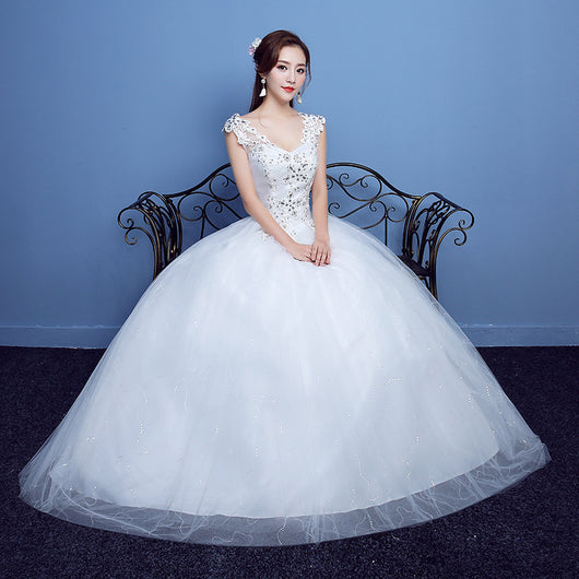 Vestido de Novia Rojo con Encaje de Diamantes y Doble Escote