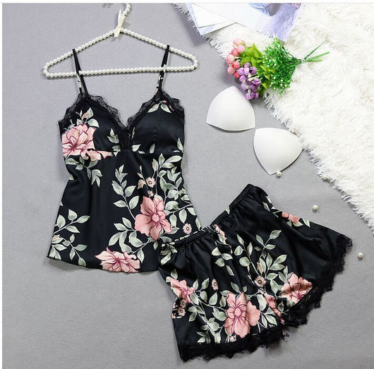 Conjunto de Pijama de Encaje Seductor para uso en Ecuador - Image 3