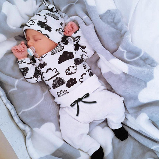 Conjunto de 3 Piezas para Bebé con Estampado Nube