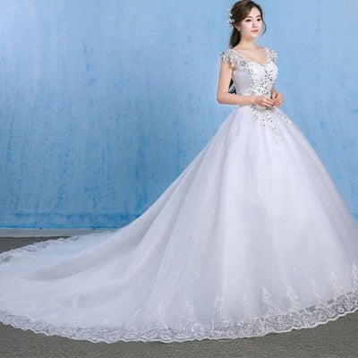 Vestido de Novia Elegante con Diamantes, Diseño Asimétrico para Primavera y Verano - Image 10