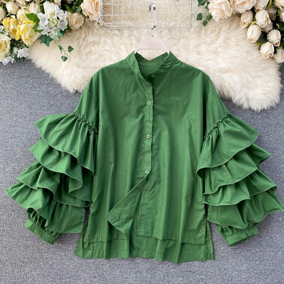 Blusa Elegante con Volantes Multicapas y Mangas Acampanadas