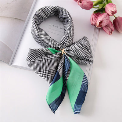 Pañuelo de Seda Estampado Coreano para Primavera y Verano con Protección Solar - Image 3