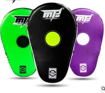 Guantes de Boxeo Target para Entrenamiento Muay Thai y Sanda - Image 9