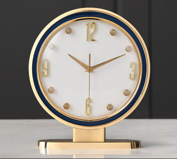 Reloj de Escritorio con Diseño de Cuero Moderno
