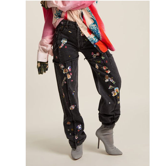 Pantalones Vaqueros Rectos con Estampado Artístico y Detalles Dorados - Estilo Lisa Youth With You 3 - Image 3