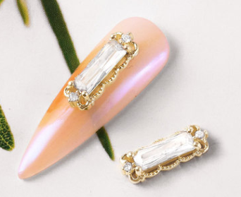 Cadena de Diamantes y Perlas para Uñas con Circonitas de Lujo - Image 26