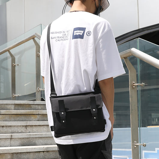 Mochila Diagonal Ligera y Versátil para Uso Diario - Image 7