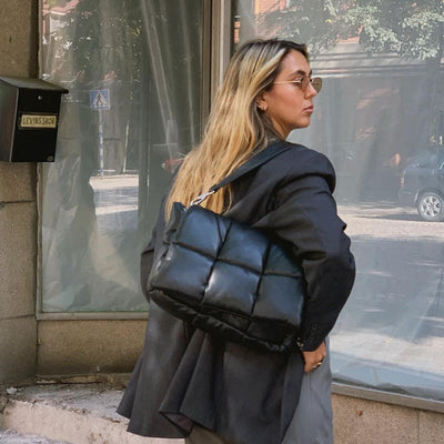 Bolsa de Hombro Acolchada Soft Fire - Diseño Moderno para Mujer - Image 10