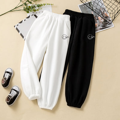 Pantalones Deportivos Sueltos Blancos para Niños - Comodidad de Verano - Image 2