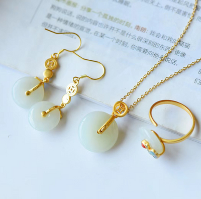 Conjunto de Pendientes, Anillo y Colgante de Jade Hetian con Cierre de Seguridad Estilo Retro - Image 17