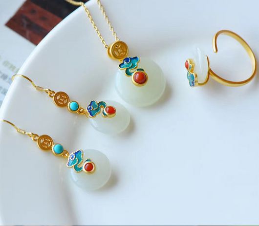 Conjunto de Pendientes, Anillo y Colgante de Jade Hetian con Cierre de Seguridad Estilo Retro - Image 2