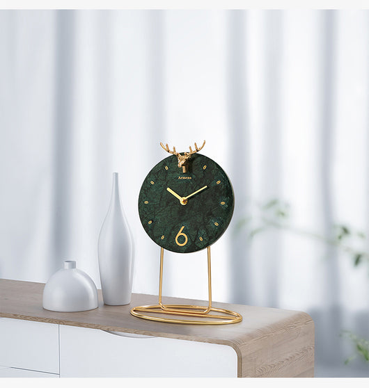 Reloj de Escritorio Mármol Lujo - Decoración Moderna con Base Metálica - Image 3