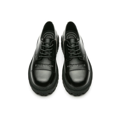 Zapatos Casuales Negros con Plataforma Gruesa y Tira de Dedo